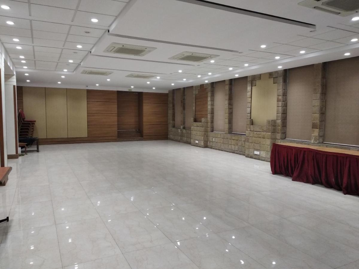 Chryso Hotels Pvt Ltd Ankleshwar Exterior foto