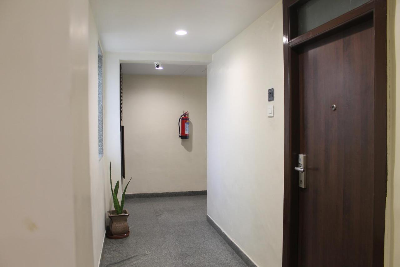 Chryso Hotels Pvt Ltd Ankleshwar Exterior foto